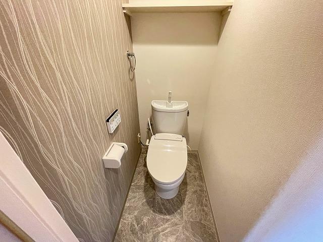 トイレ　トイレ