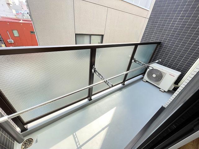 バルコニー　バルコニー