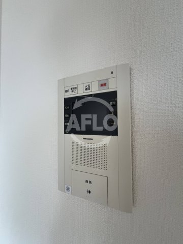 セキュリティ　プレサンス新大阪クレスタ　モニター付きインターホン