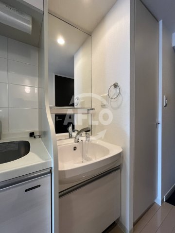 洗面設備　プレサンス新大阪クレスタ　洗面台