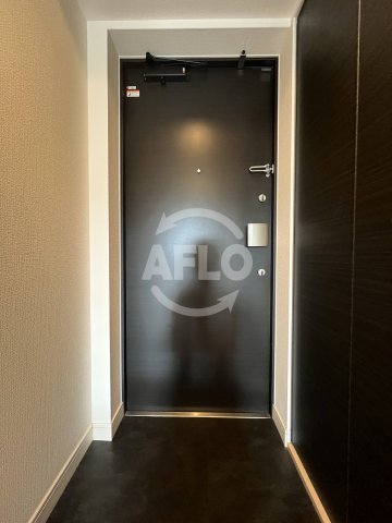 玄関　プレサンス新大阪クレスタ　玄関