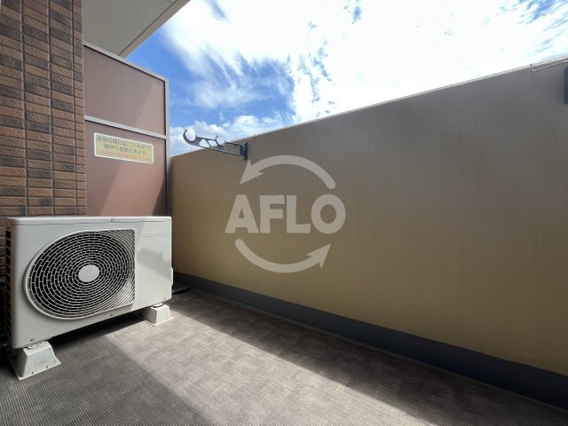 バルコニー　プレサンス新大阪クレスタ　バルコニー