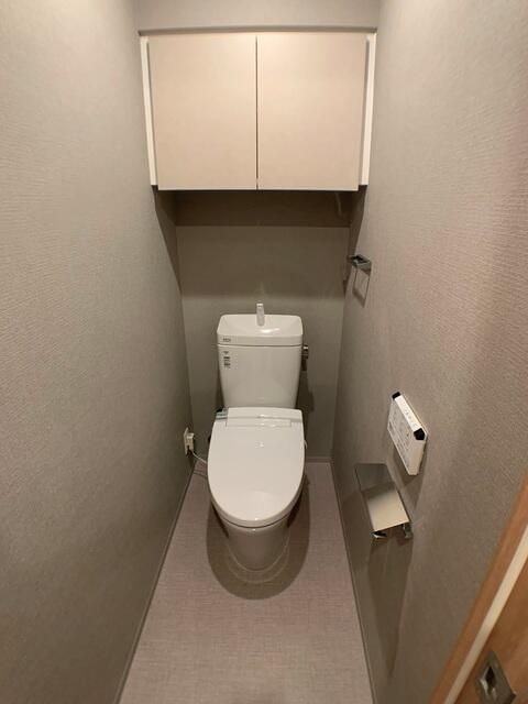 トイレ　清潔感のあるトイレです