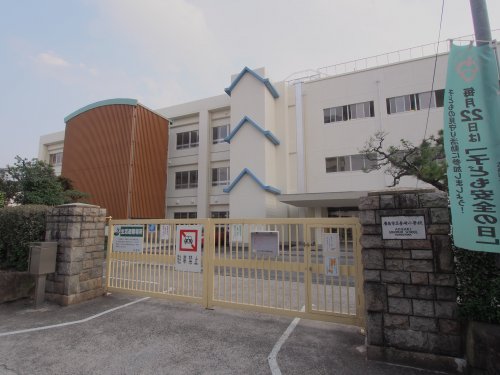 小学校　広島市立青崎小学校（小学校）まで578m