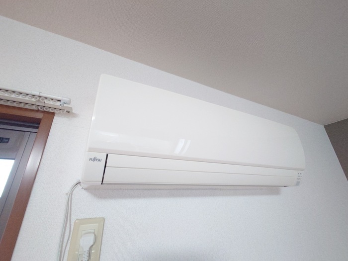 その他設備　エアコン（リビング）