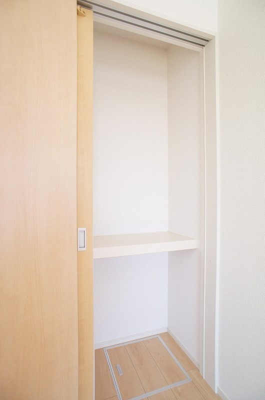 収納　図面と現状に相違がある場合には現状を優先