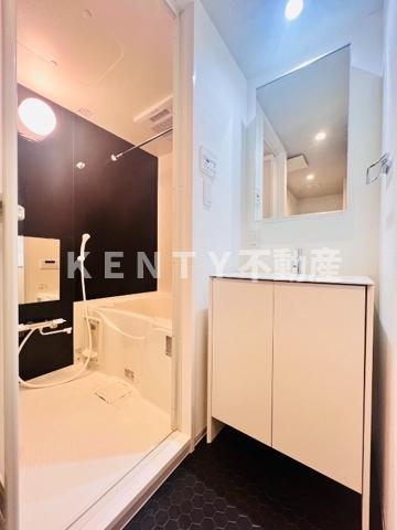 洗面設備　広い洗面スペース