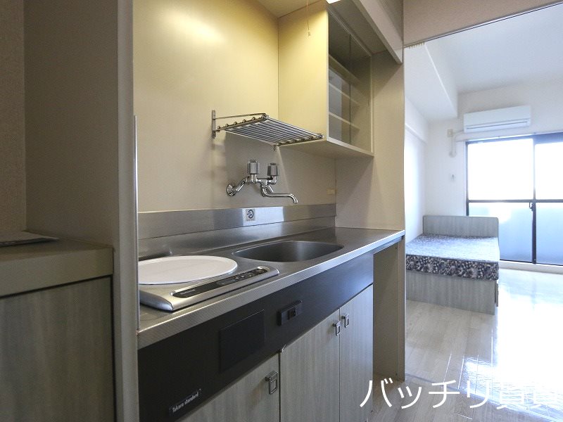 キッチン　別号室タイプの為、現状を優先します