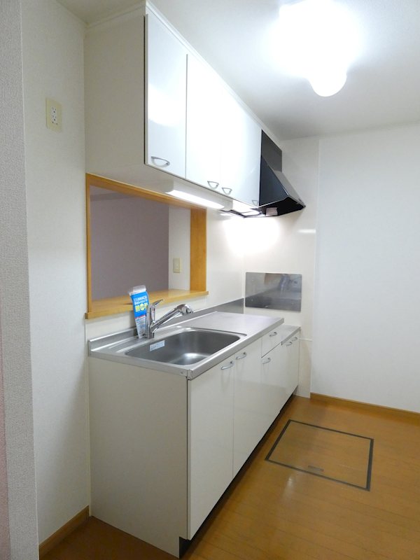 キッチン　※同タイプ別居室のお写真です。