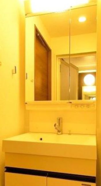 洗面設備　使いやすい洗面所です