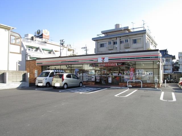 コンビニ　セブンイレブン鹿児島高麗町店（コンビニ）まで180m
