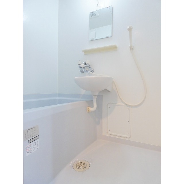 バス・シャワールーム　同物件別室写真