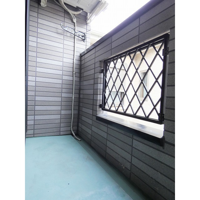 バルコニー　同物件別室写真