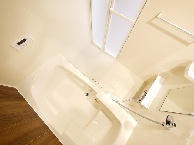 バス・シャワールーム　ゆったり過ごせるお風呂です