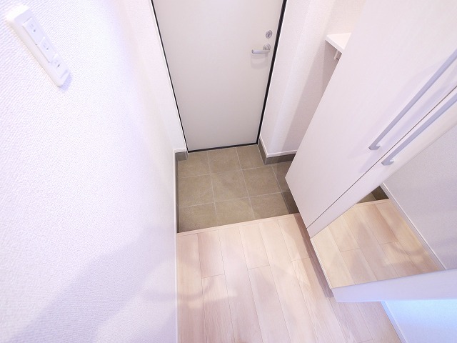 玄関　シンプルで使いやすい玄関です