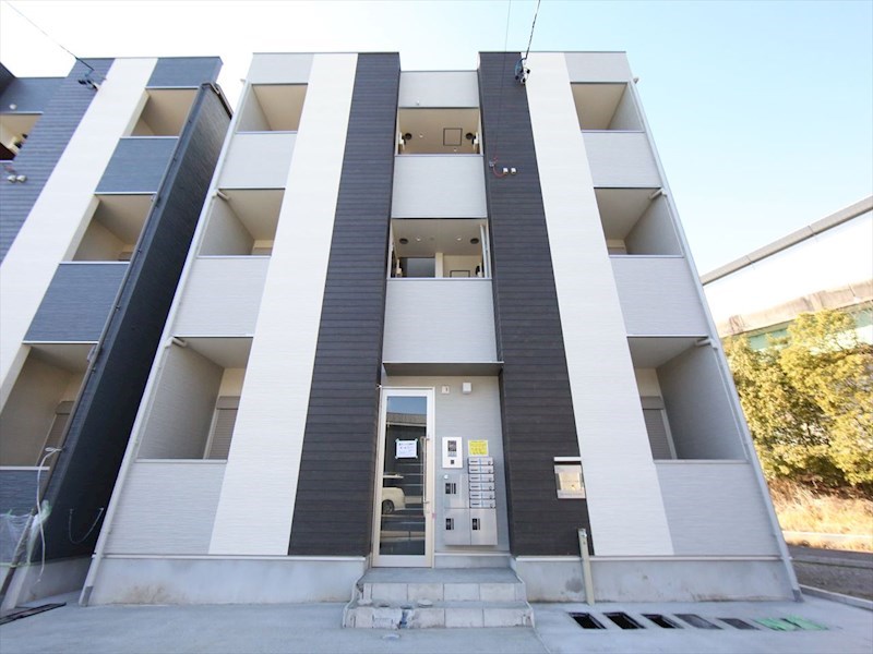 建物外観　外観　オートロック付　宅配ＢＯＸ有り　デザイナーズ