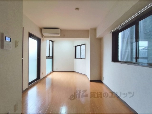 居室・リビング　居室