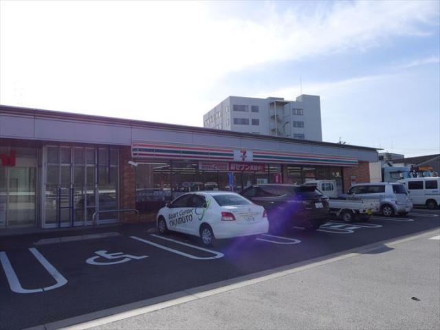 コンビニ　セブンイレブン・刈谷一里山町店（コンビニ）まで901m