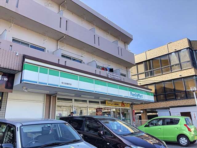 コンビニ　ファミリーマート（コンビニ）まで1198m