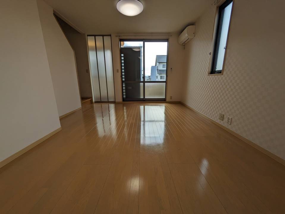 居室・リビング　リビング