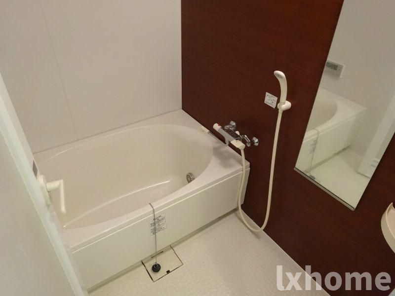 バス・シャワールーム　お風呂で日々の疲れを落としましょう