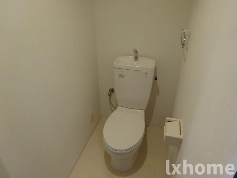 トイレ　ゆったりとした空間のトイレです