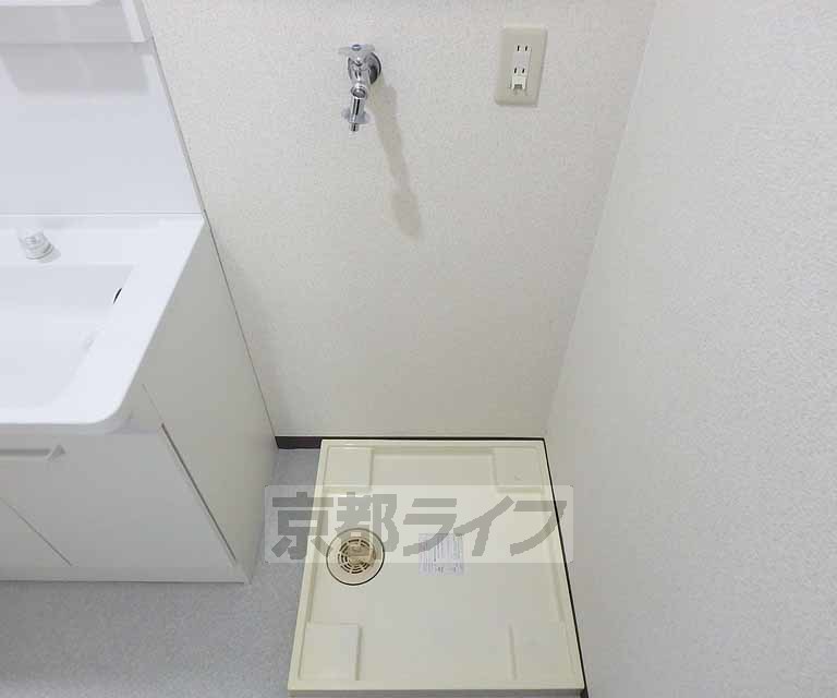 その他設備　洗濯機置き場は脱衣場にあります。