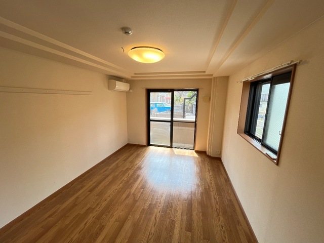 居室・リビング　9.1畳の広々としたお部屋♪