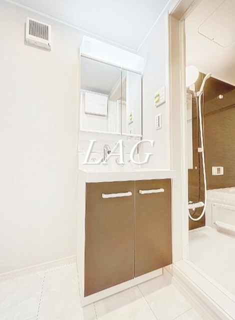 洗面設備　洗面台です。