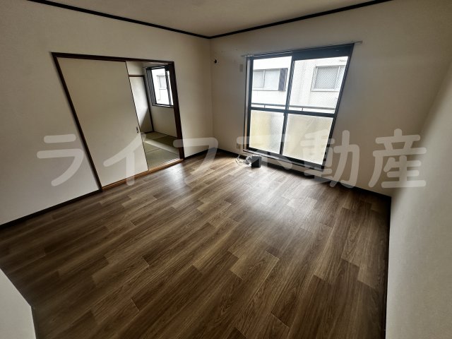 居室・リビング　ゆったりとした居間です