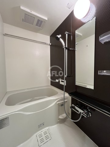 バス・シャワールーム　プレサンス四天王寺前夕陽ヶ丘　凛宮　風呂