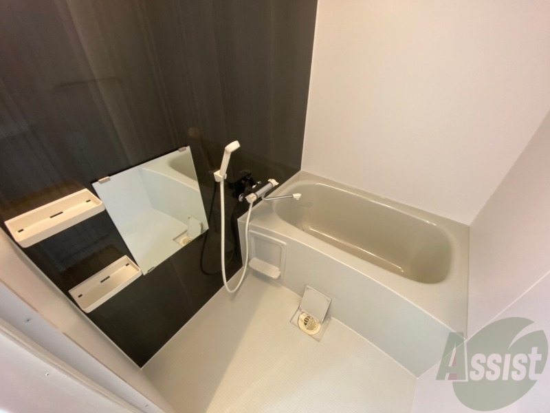 バス・シャワールーム　お風呂です。ゆっくりお風呂につかるのも体に良いですね～