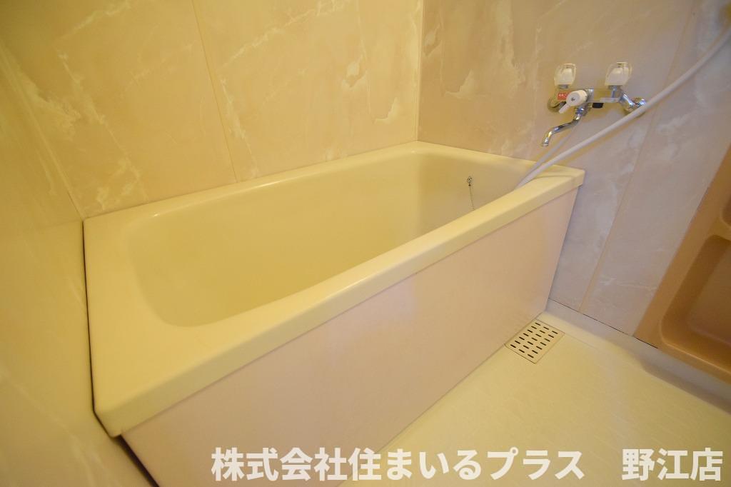 バス・シャワールーム　お風呂新調されてます♪