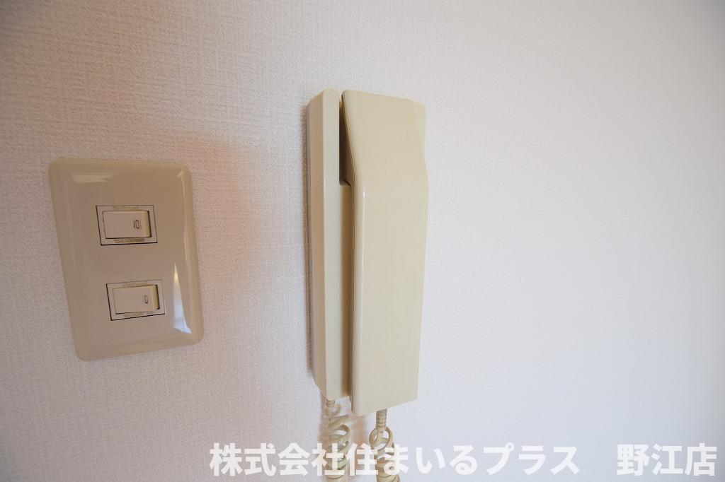 セキュリティ　モニター付きインターホンに交換予定♪