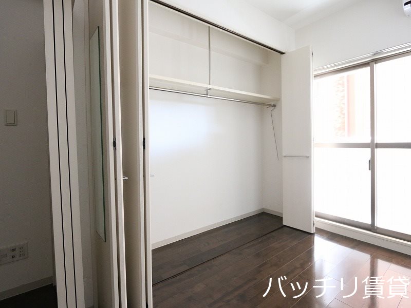 収納　別号室写真の為現況を優先致します。