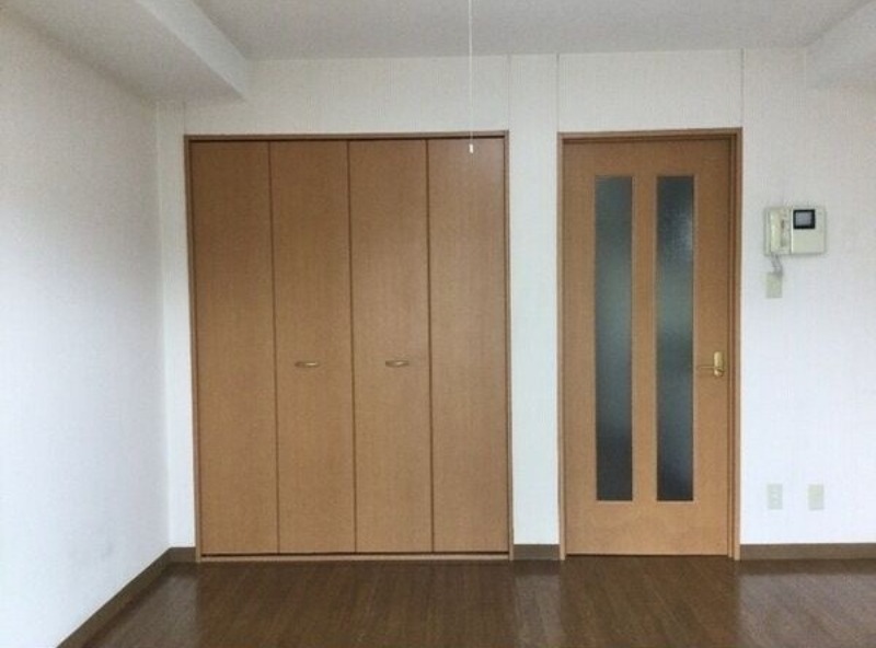 居室・リビング　図面と現状に相違がある場合には現状を優先