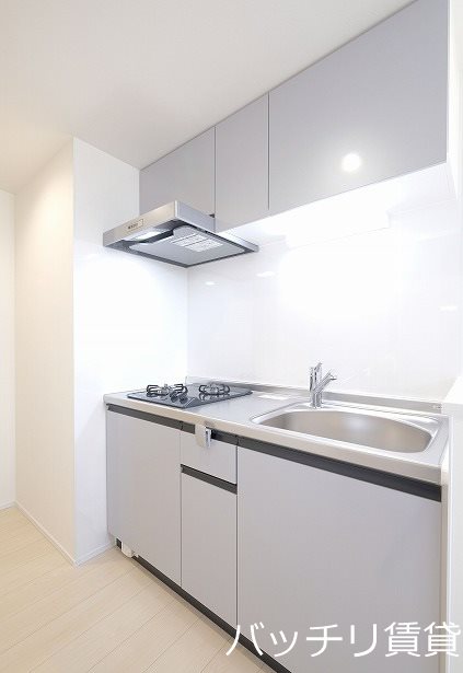 キッチン　同シリーズの別号室の画像。現況を優先します。