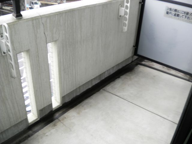 バルコニー　洗濯物ほせますよ