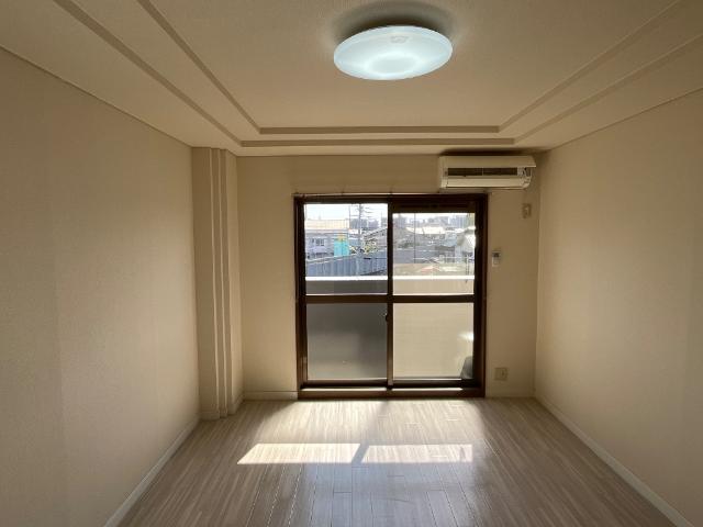 居室・リビング　洋室