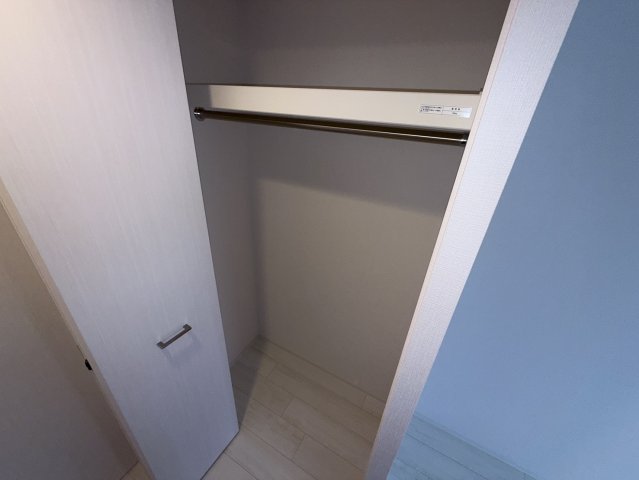 収納　同物件別部屋写真