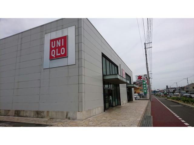 ショッピングセンター　ユニクロ福山明神店（ショッピングセンター）まで1180m