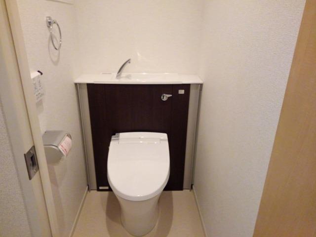 トイレ　ドエル　グランデュール　トイレ