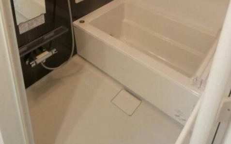 バス・シャワールーム　※別部屋の参考写真です。