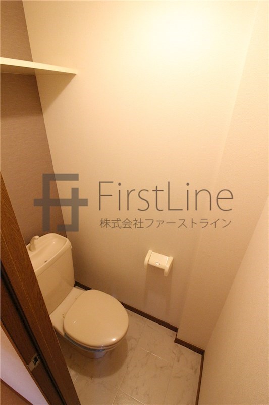 トイレ　※別号室写真です