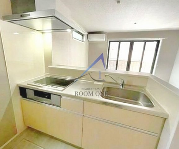 キッチン　キッチンです。