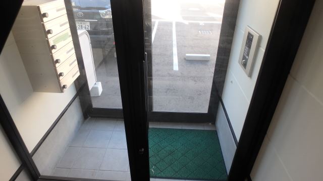 エントランス　エントランス