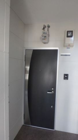 その他共有部分　玄関前