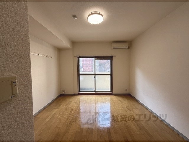 居室・リビング　居室