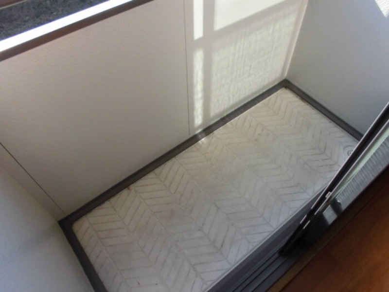 バルコニー　図面と現状に相違がある場合には現状を優先