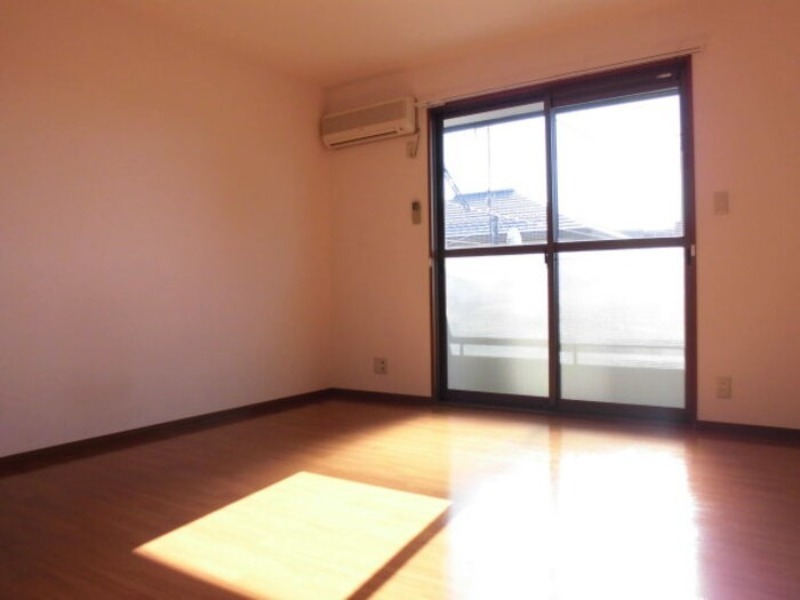 居室・リビング　図面と現状に相違がある場合には現状を優先